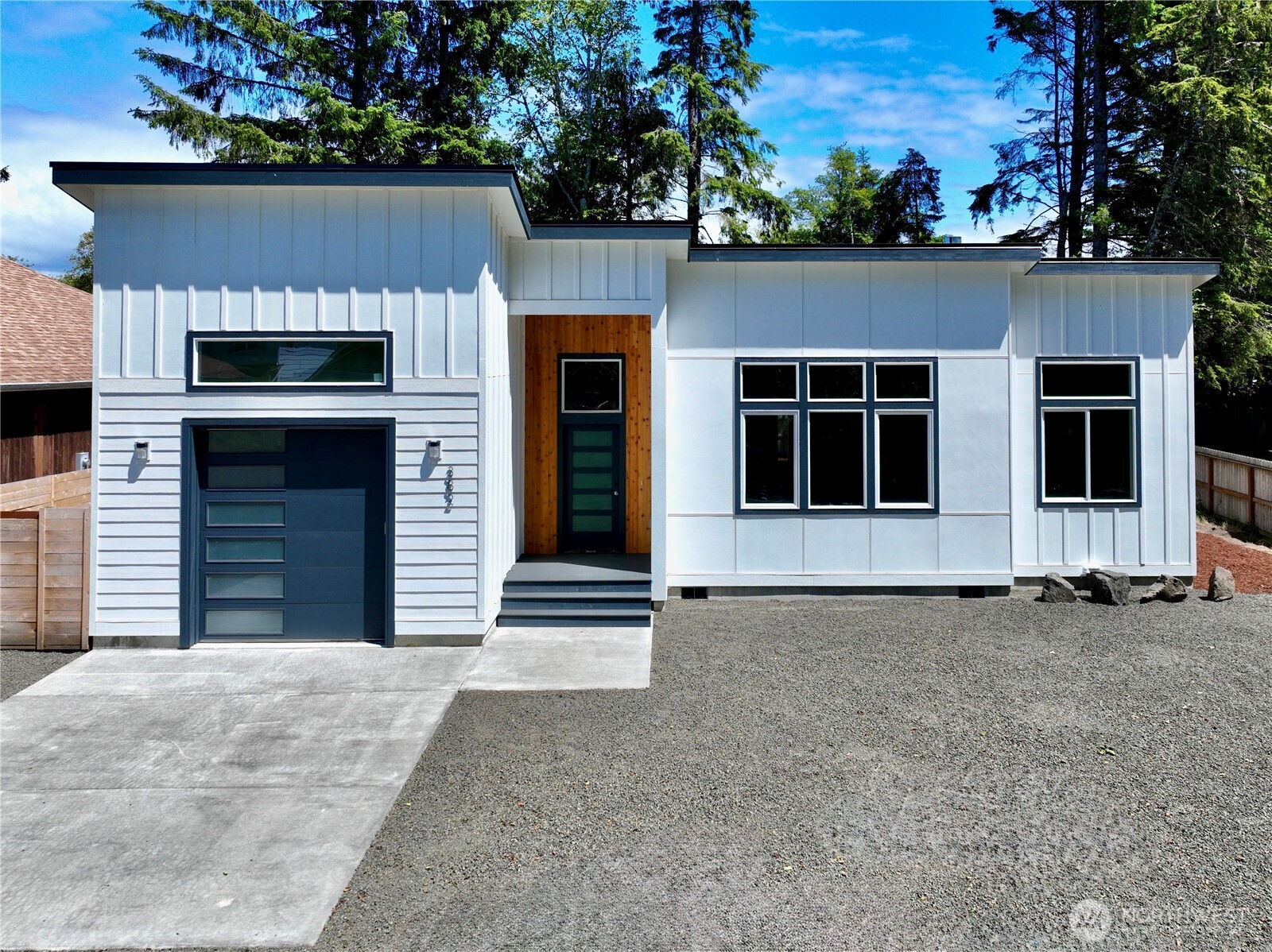 382 Lake View Loop Property Photo 11