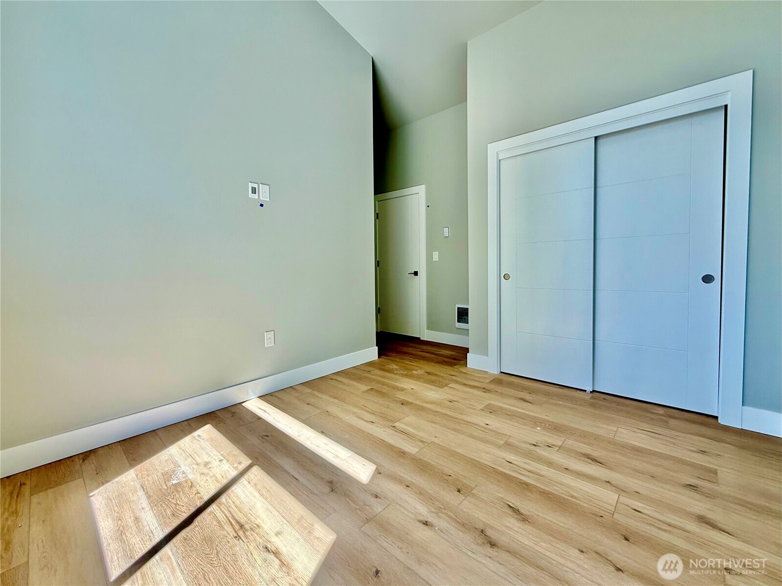 382 Lake View Loop Property Photo 32