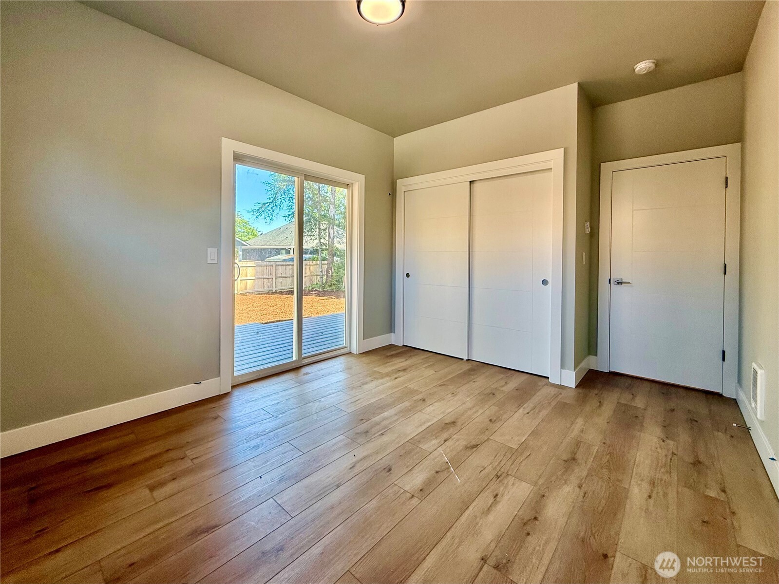 382 Lake View Loop Property Photo 37