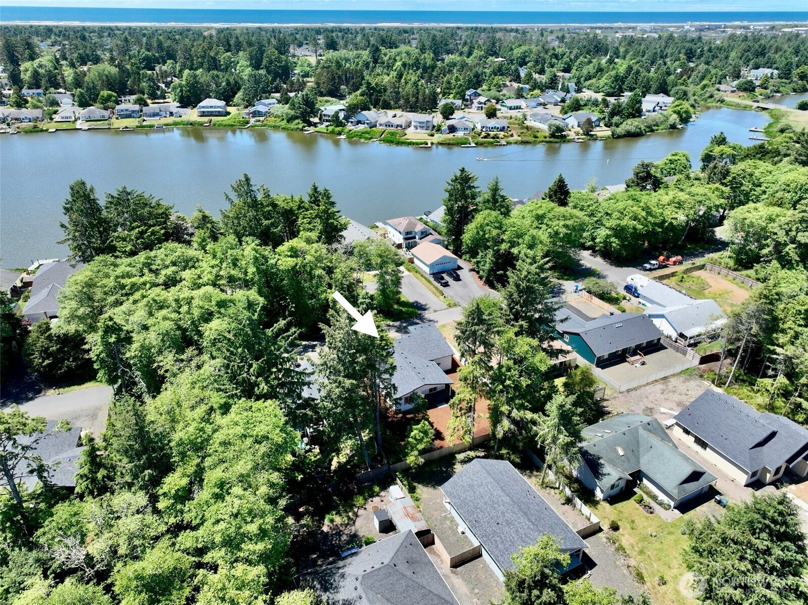 382 Lake View Loop Property Photo 39