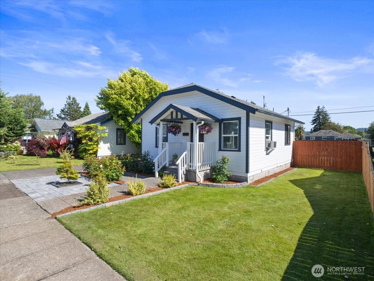 3053 Garfield Street Property Photo 4