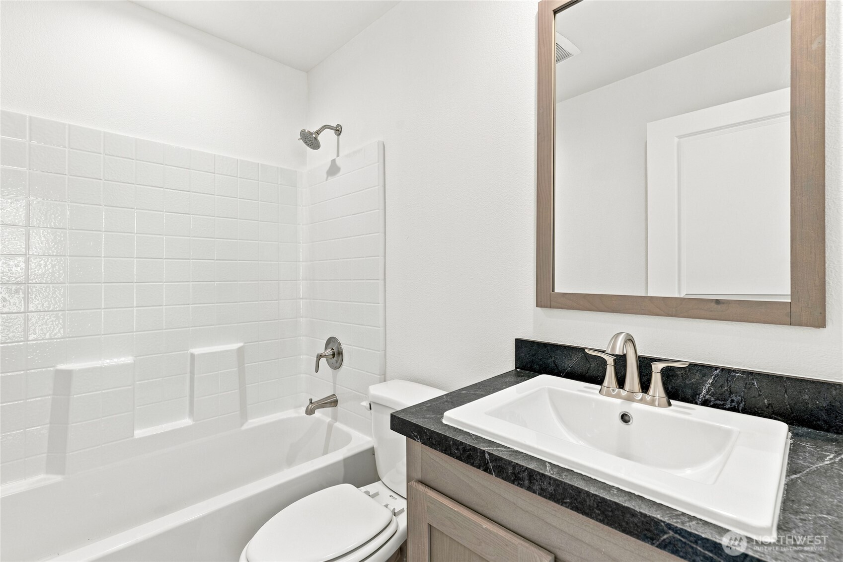 102 Sir Lancelot Way Property Photo 24