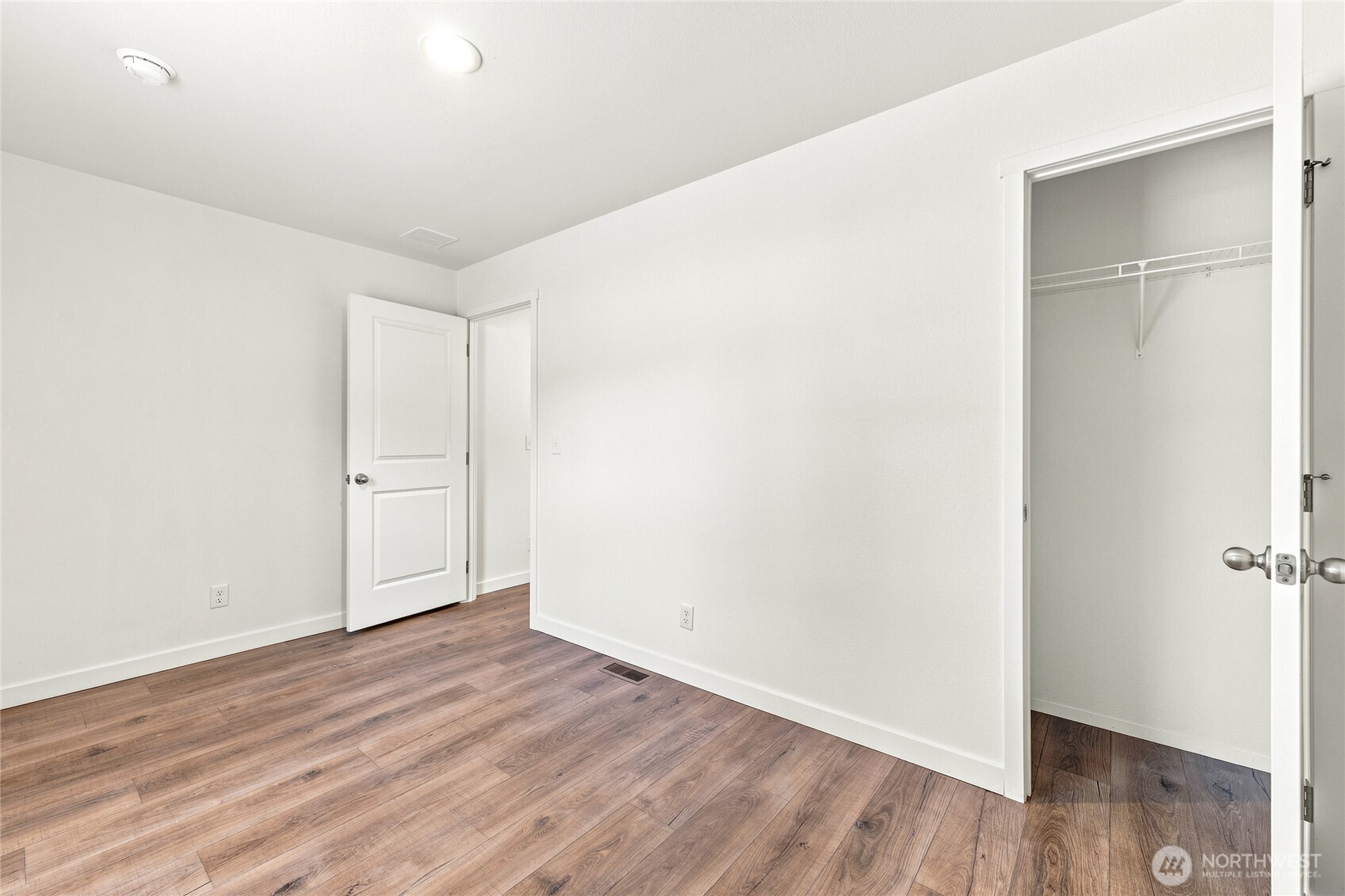 102 Sir Lancelot Way Property Photo 27