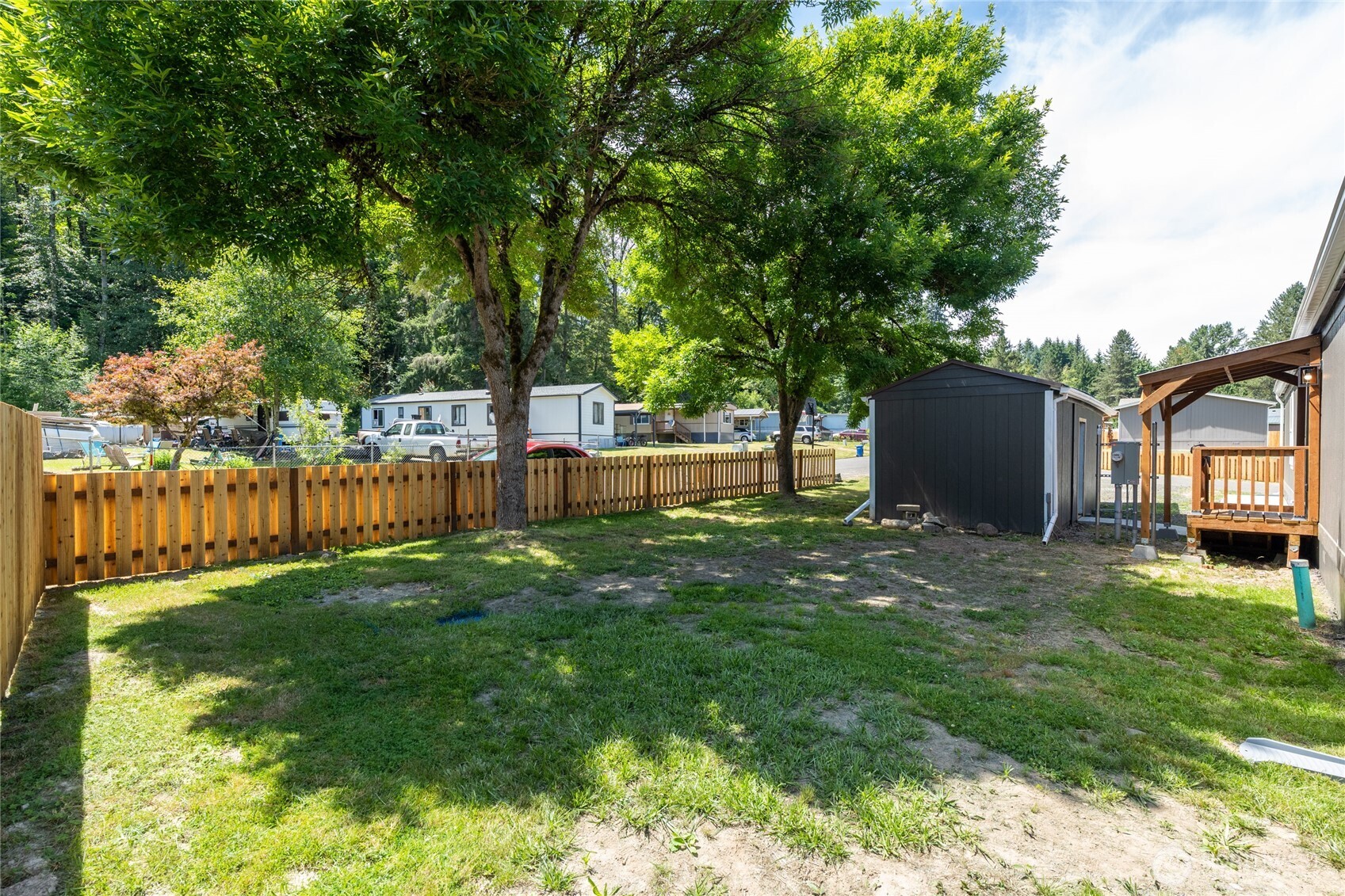 102 Sir Lancelot Way Property Photo 32