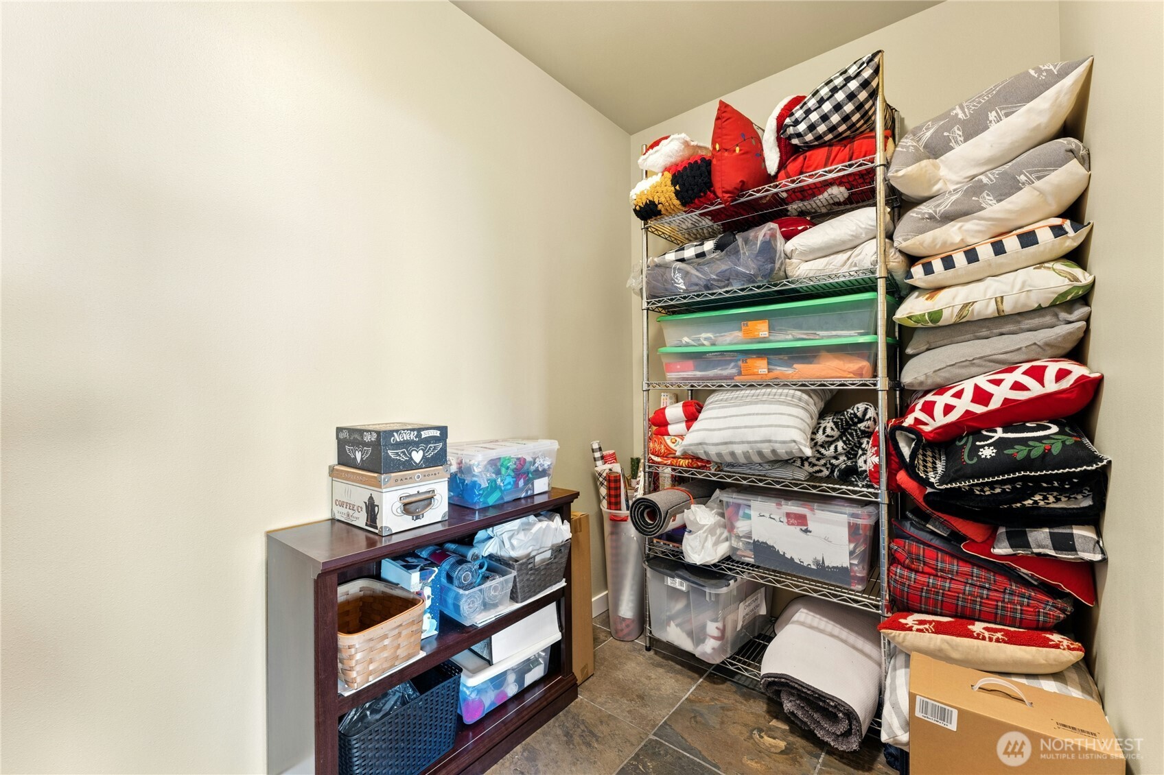 407 Vanderlin Drive Property Photo 30