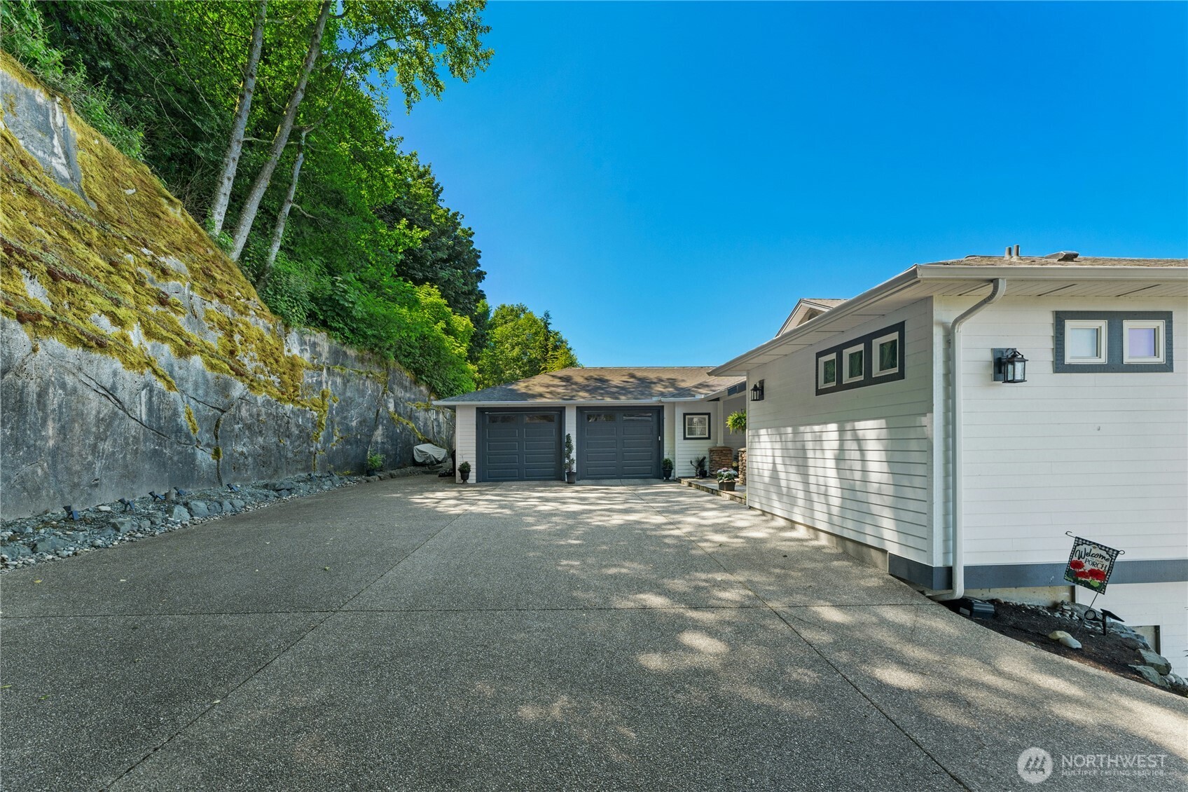 407 Vanderlin Drive Property Photo 37