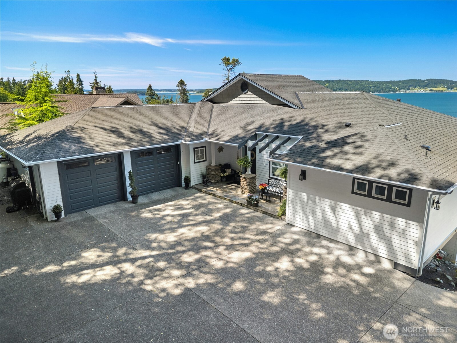 407 Vanderlin Drive Property Photo 38