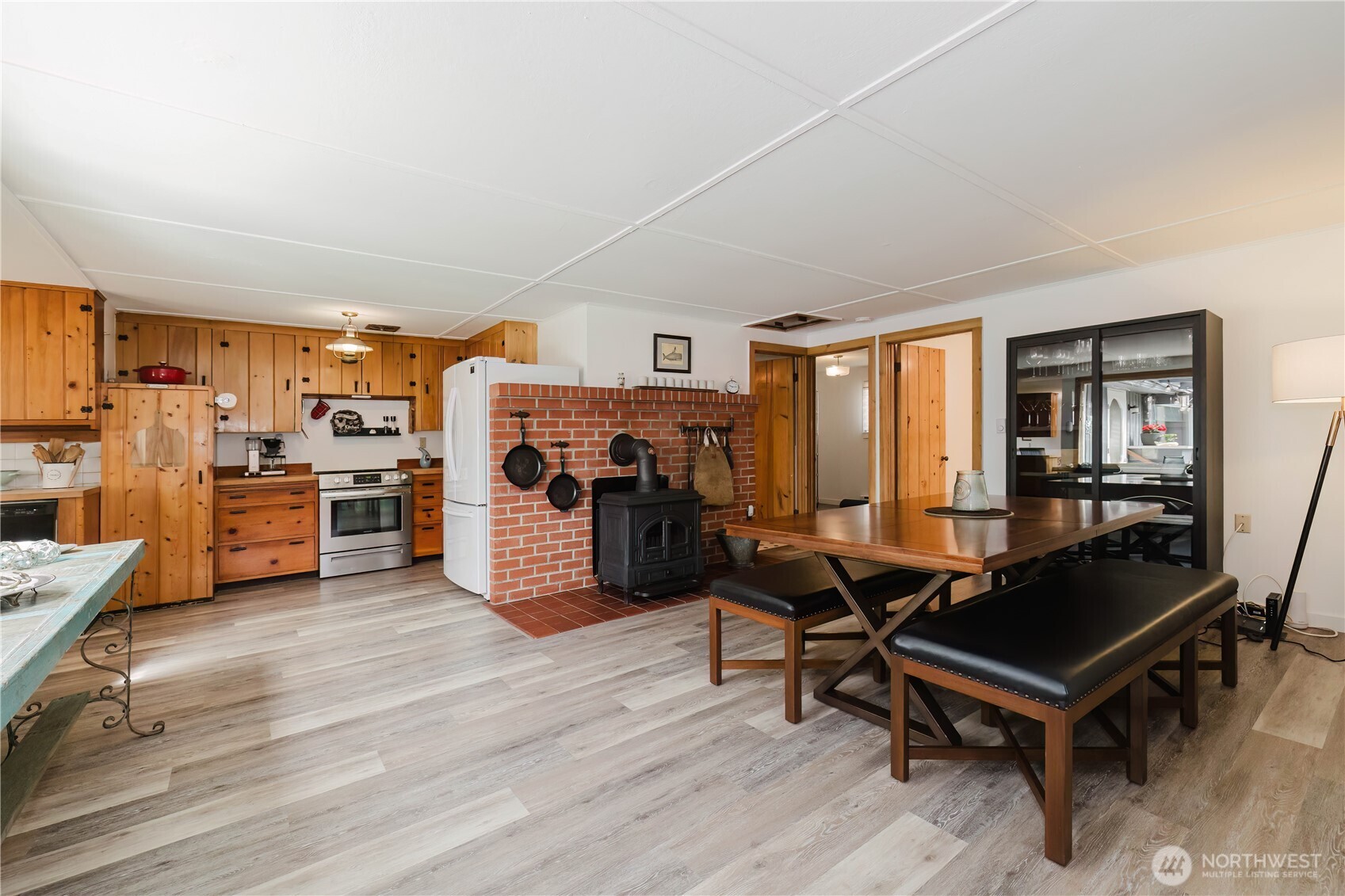 3262 Beach Drive Property Photo 10