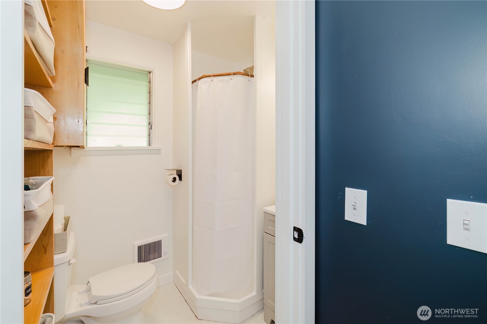 3262 Beach Drive Property Photo 28