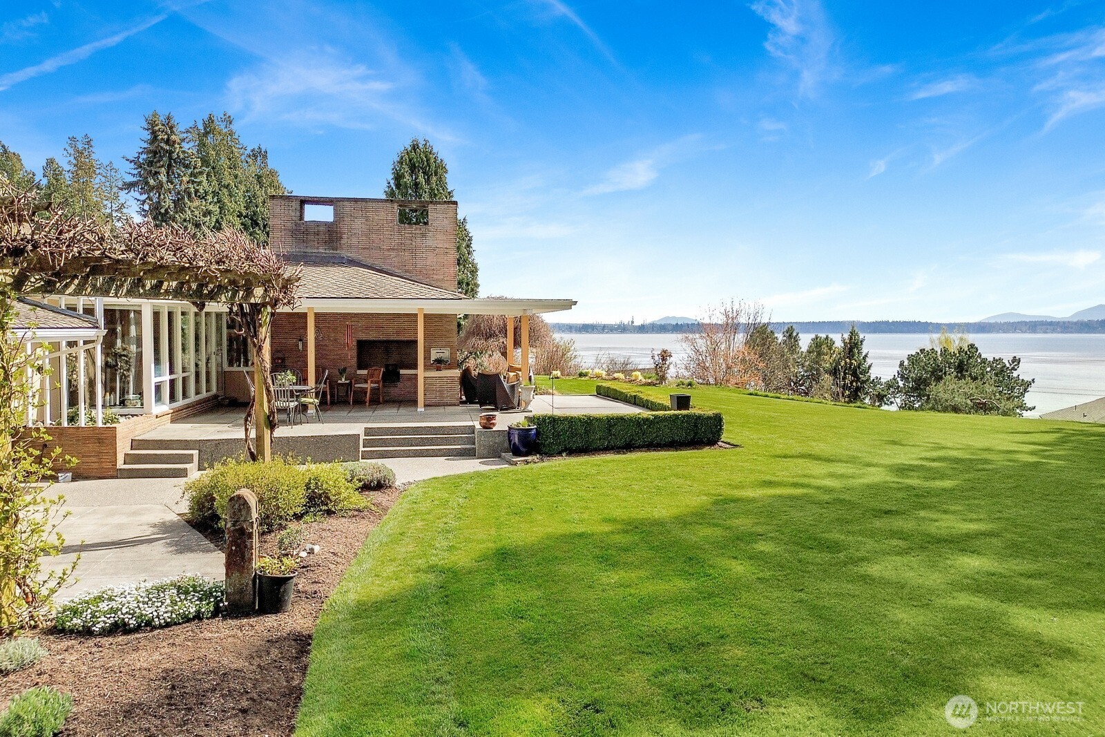 5279 Cherry Tree Lane Property Photo 1
