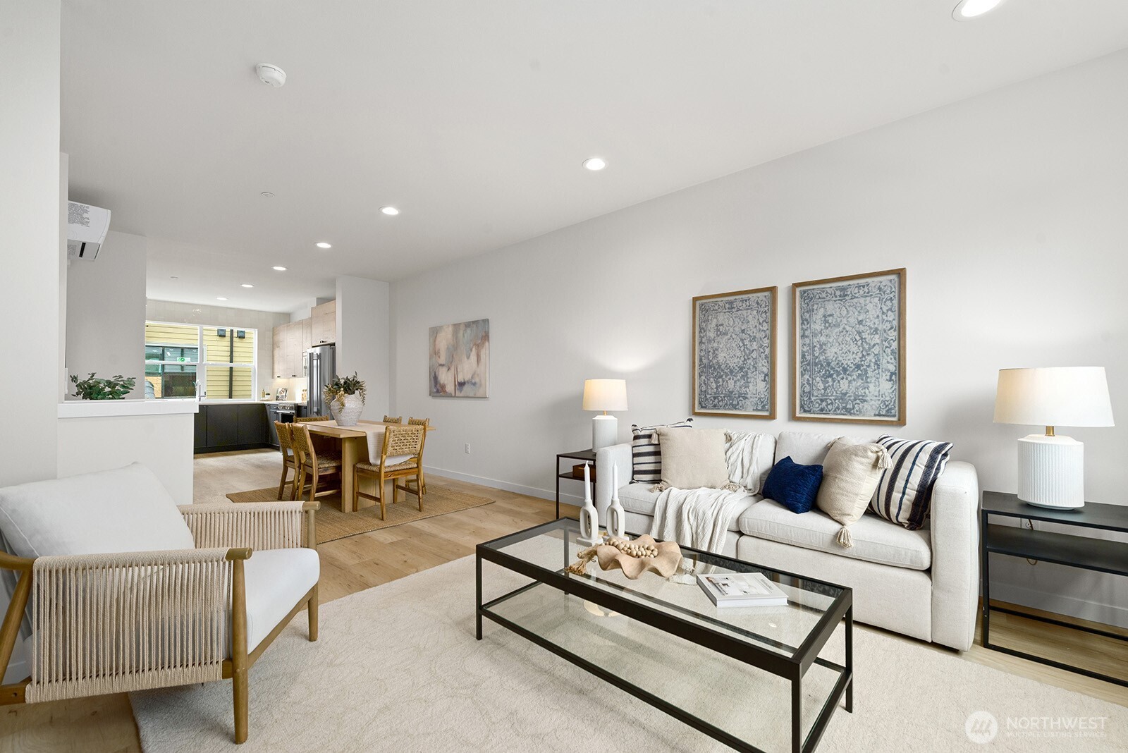 767 7th Avenue Property Photo 3