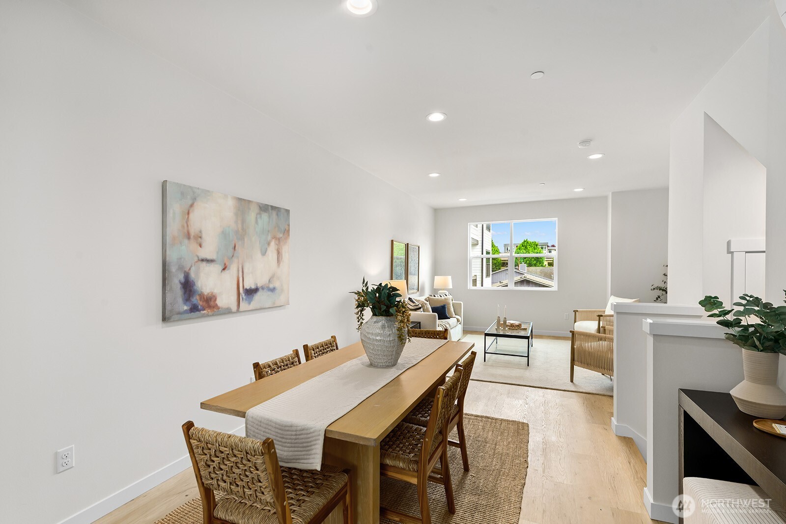 767 7th Avenue Property Photo 10