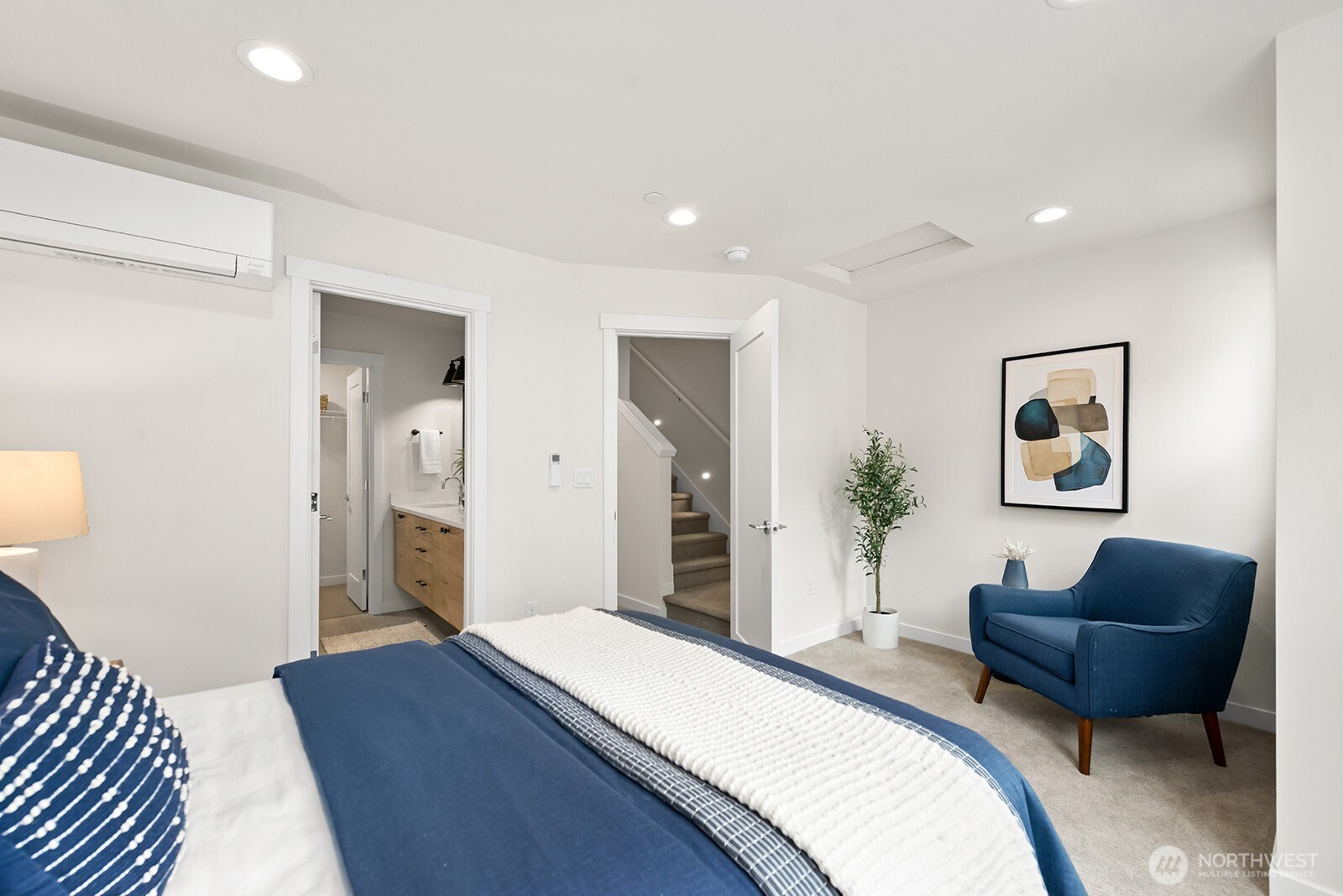 767 7th Avenue Property Photo 19