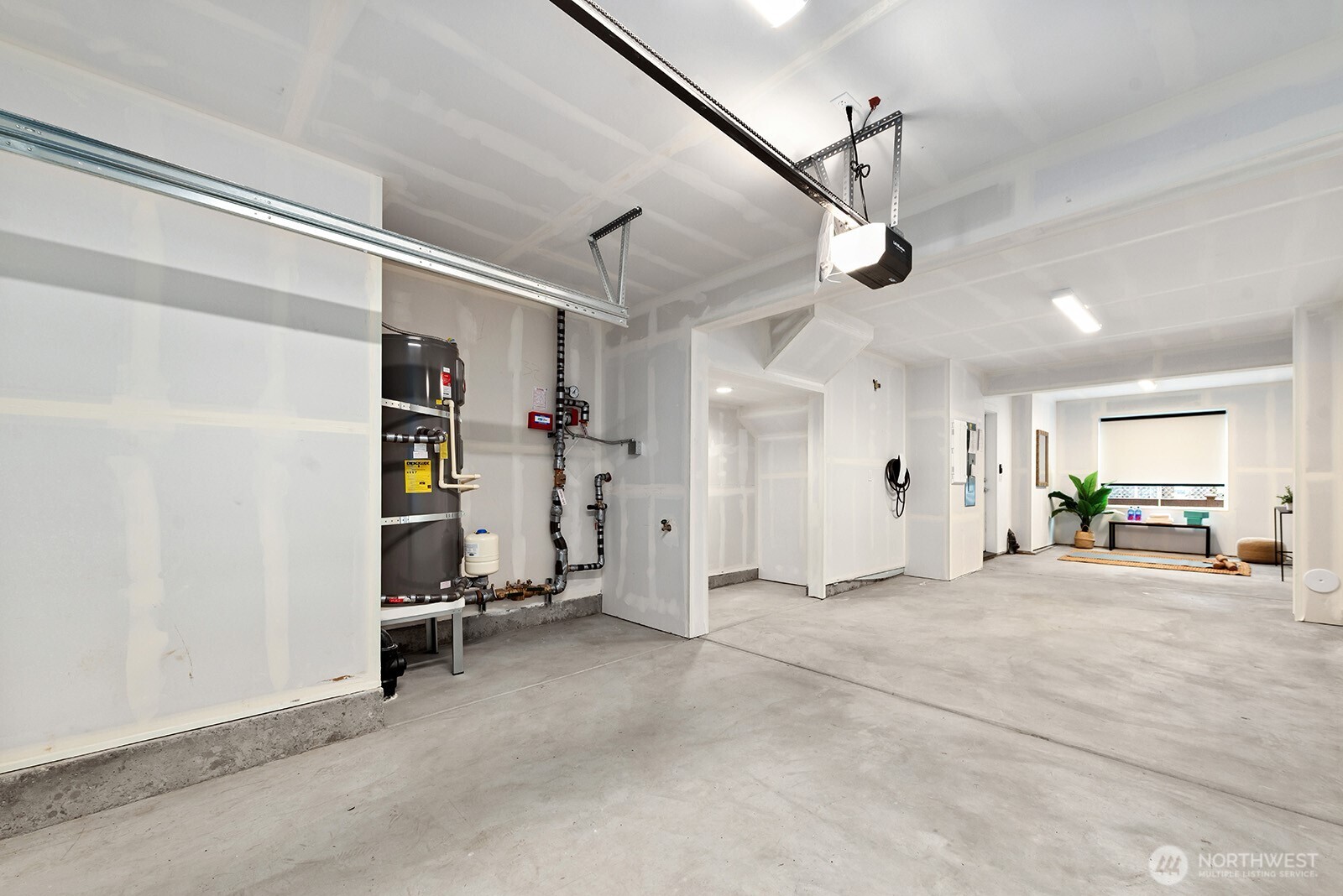 767 7th Avenue Property Photo 31