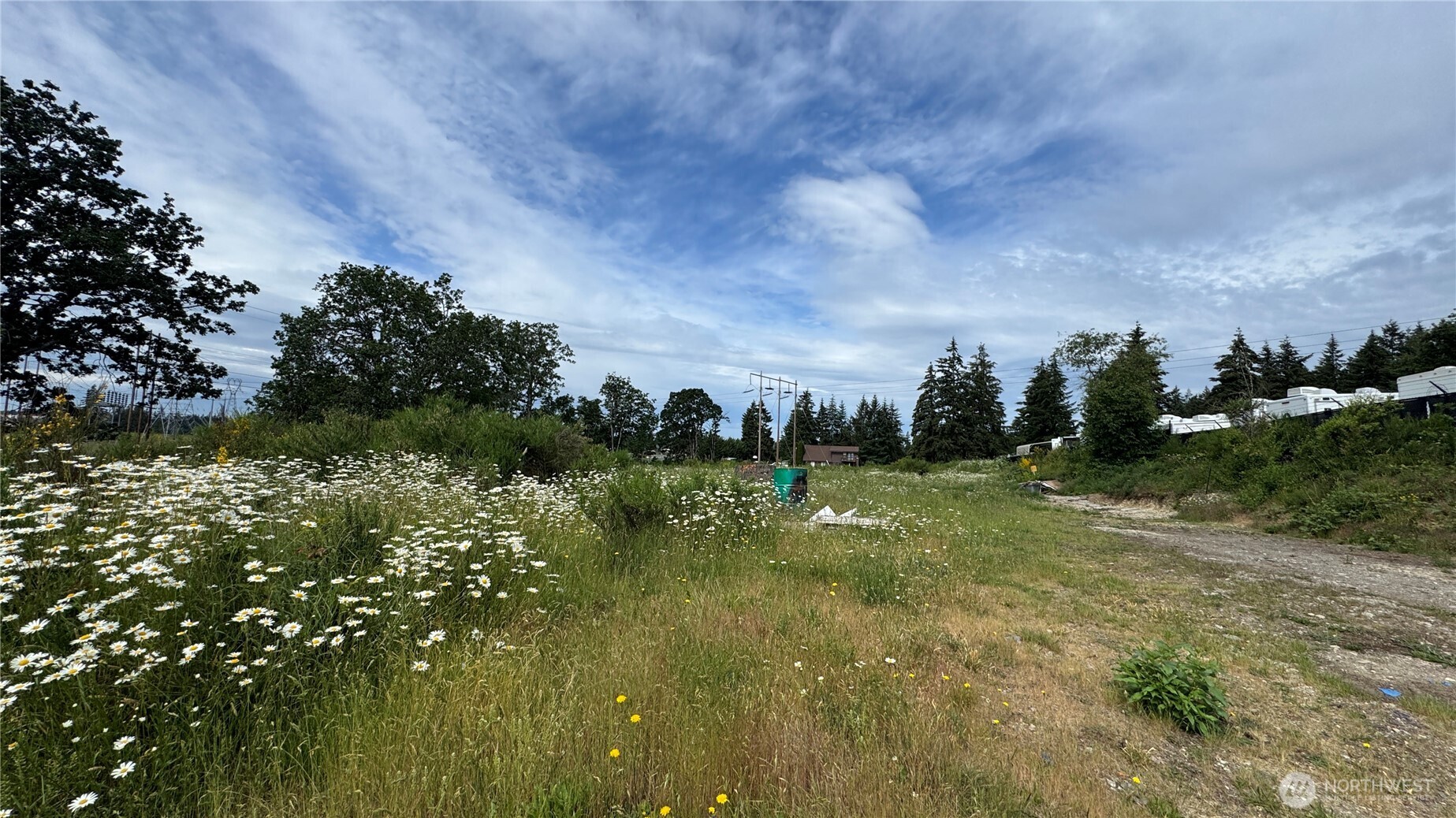17906 E 45th Avenue Property Photo 1