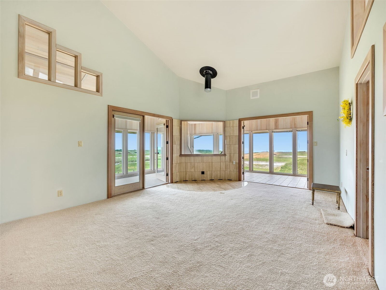 35601 G Street 1 Property Photo 24