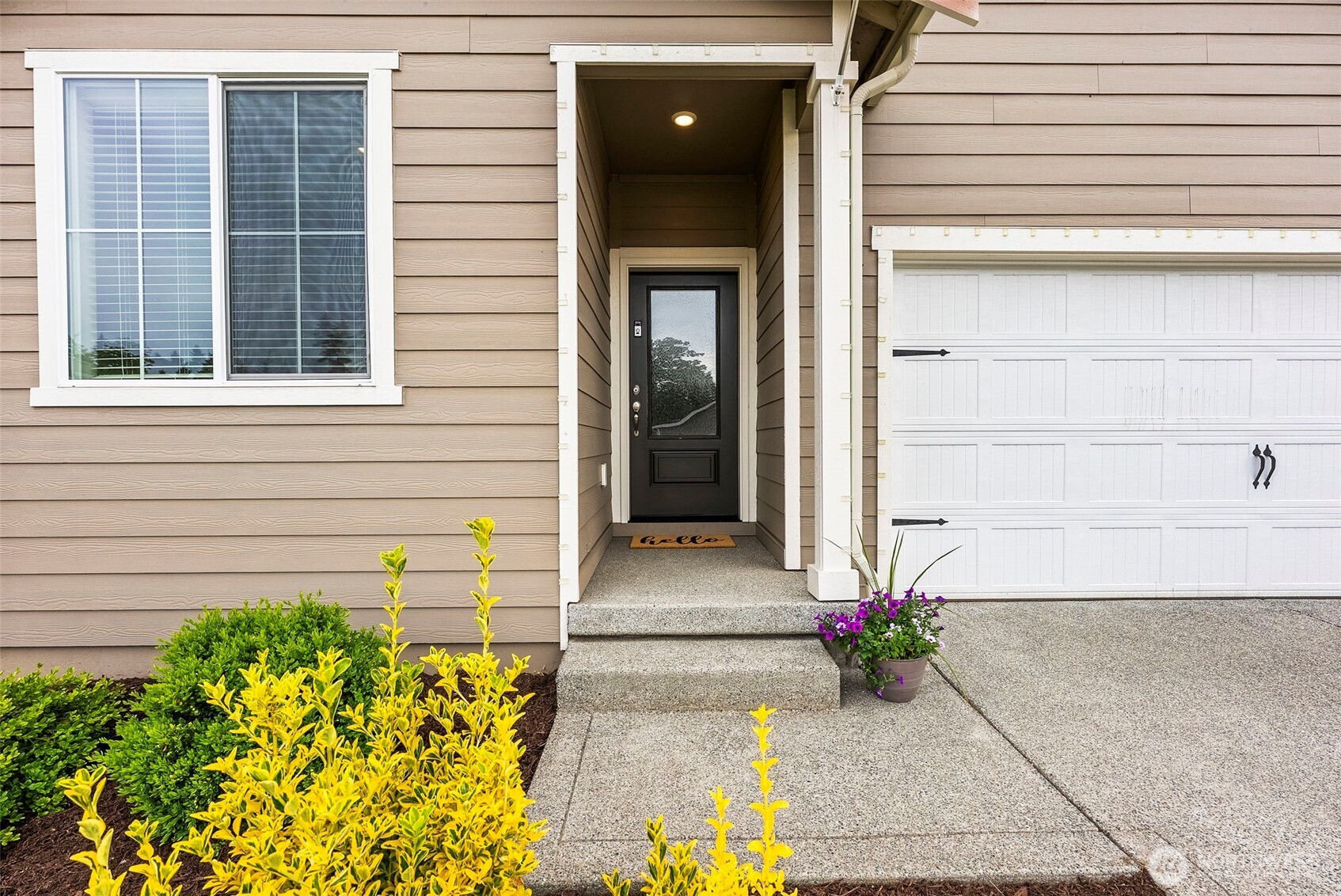 2301 158th Street Ct Property Photo 5