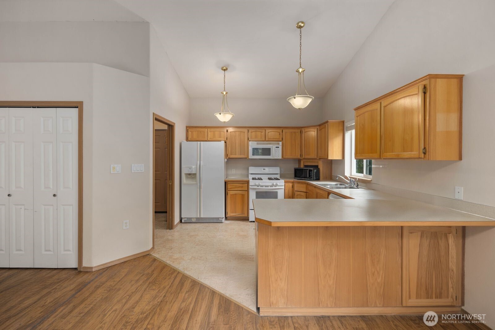 2220 Williams Road Property Photo 13