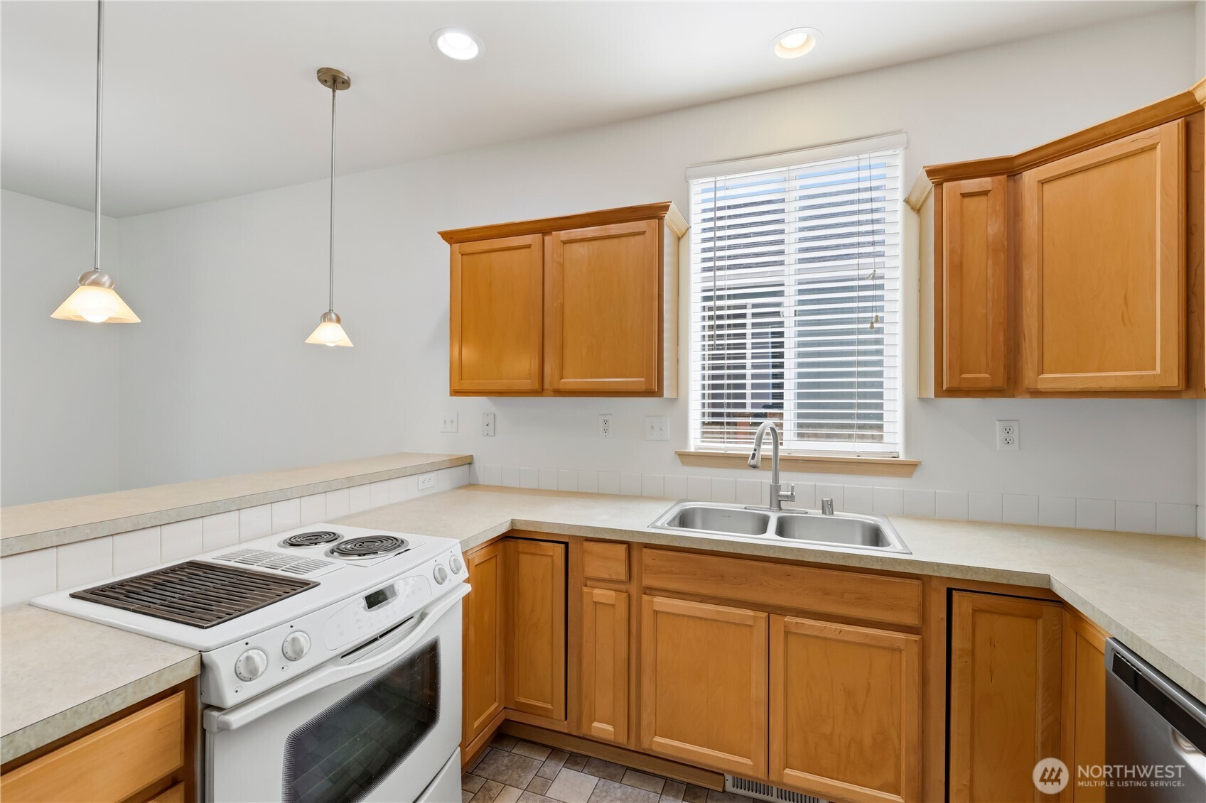 4538 20th Way Property Photo 16