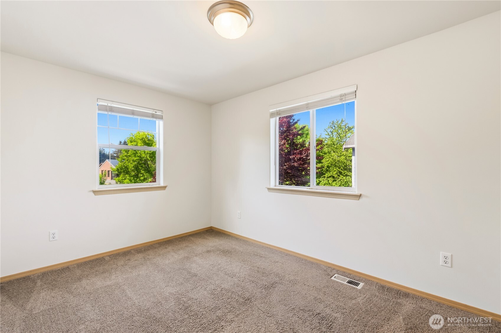 4538 20th Way Property Photo 24