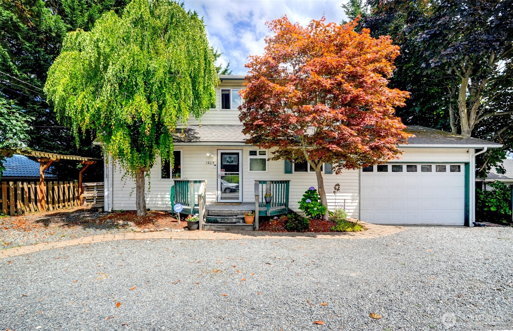 1305 Vernon Road Property Photo 2