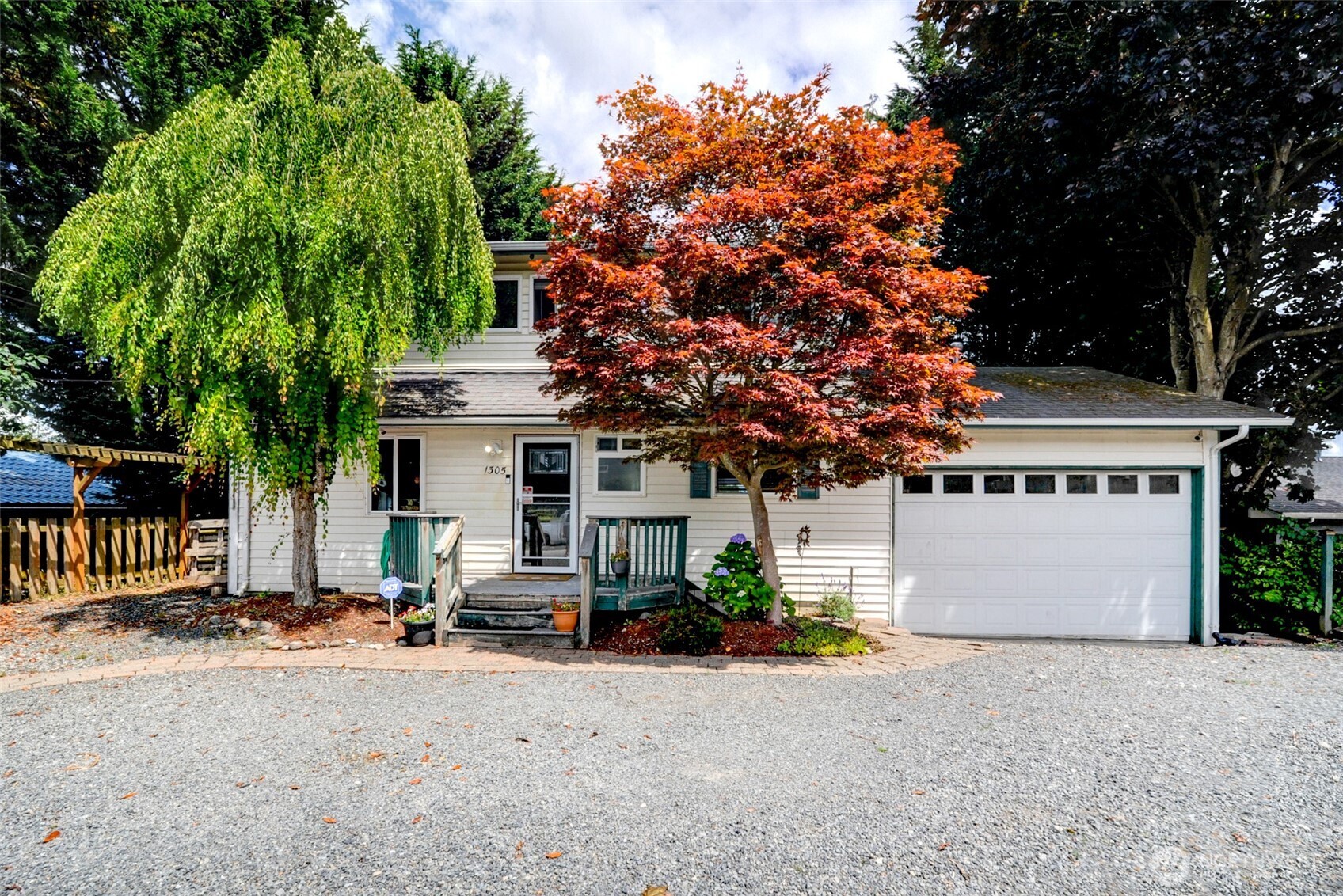 1305 Vernon Road Property Photo 3