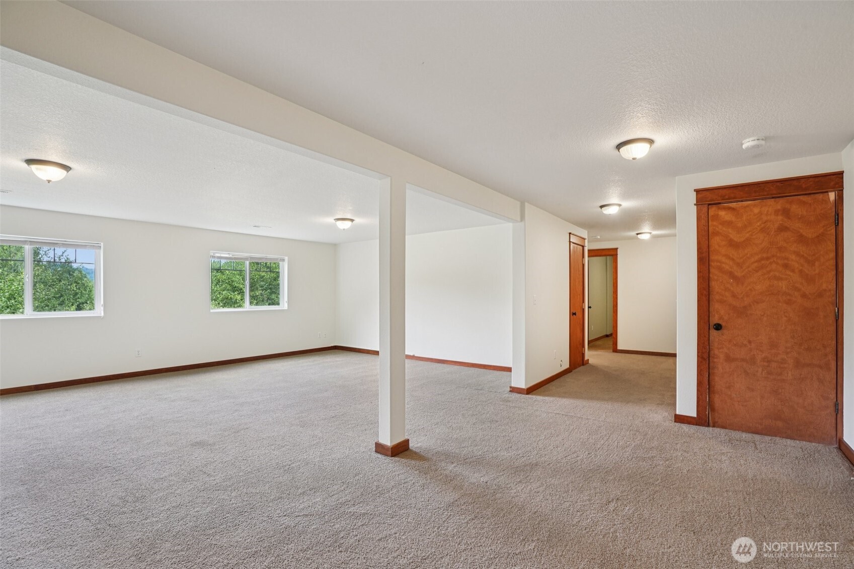 14900 Ne Critter Hill Drive Property Photo 28