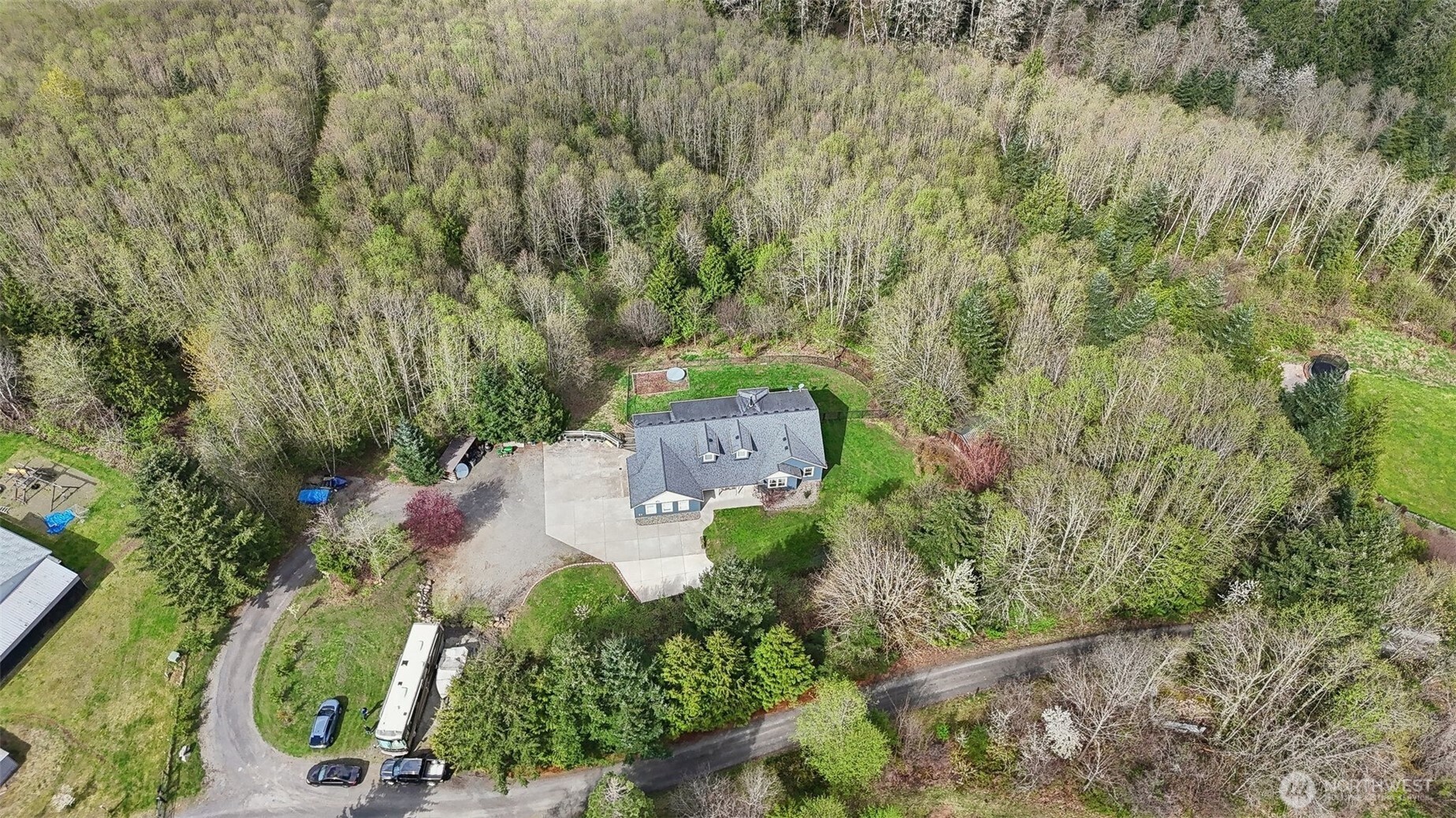 14900 Ne Critter Hill Drive Property Photo 38