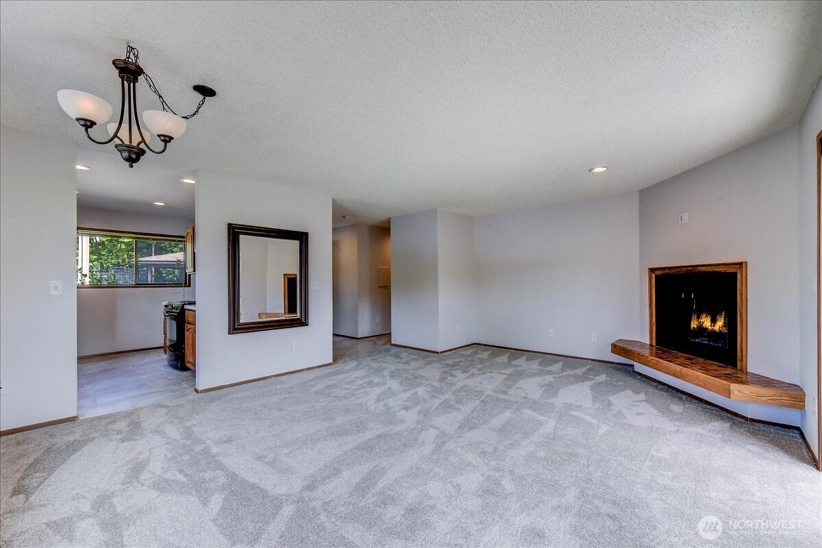 8106 53rd Avenue A Property Photo 6
