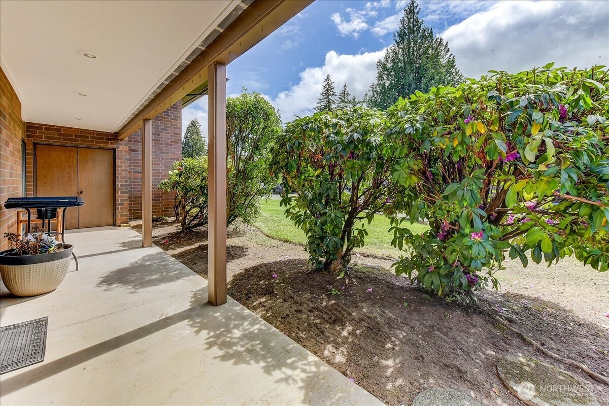 8106 53rd Avenue A Property Photo 17