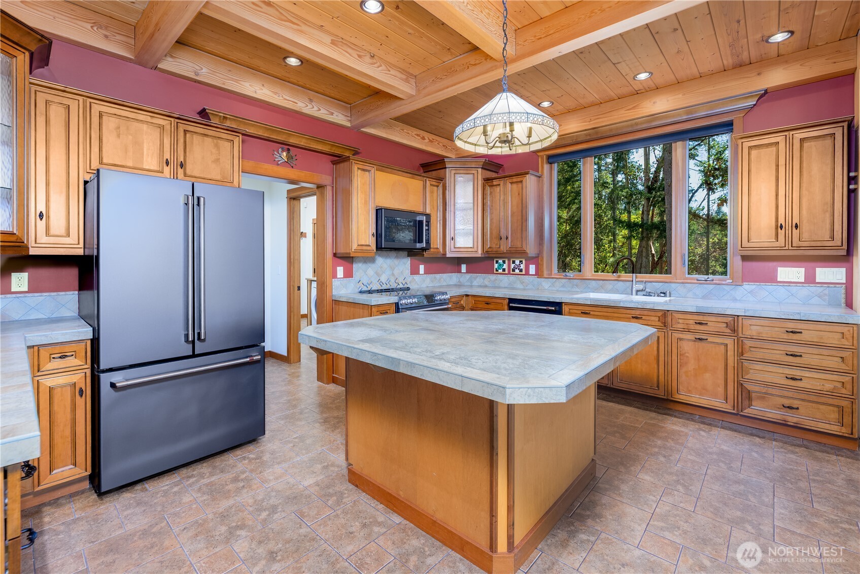2463 E Sequim Bay Road Property Photo 8