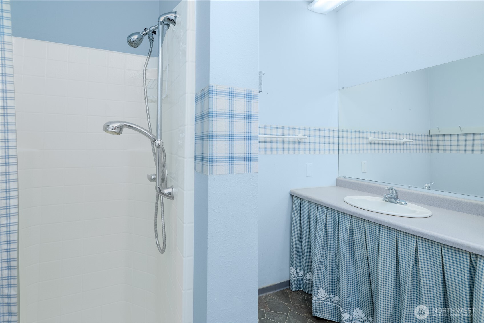2463 E Sequim Bay Road Property Photo 20
