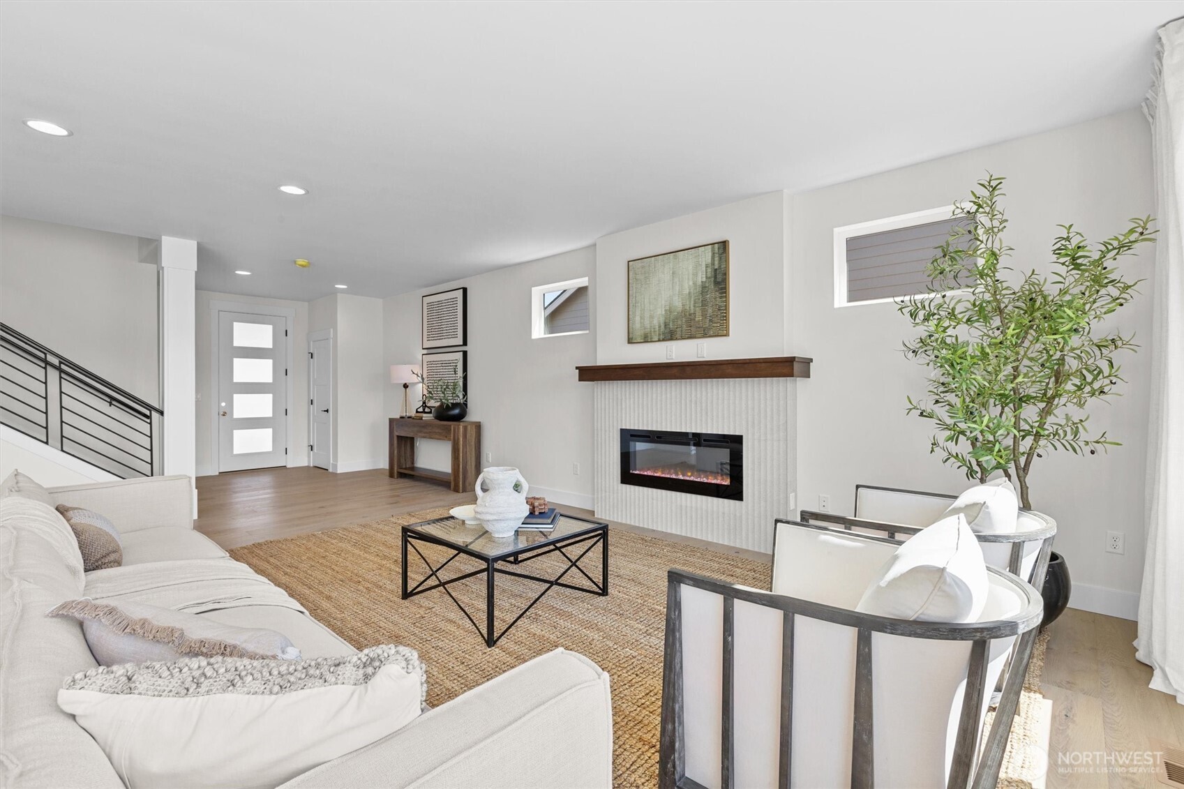 728 Covington Avenue Property Photo 8