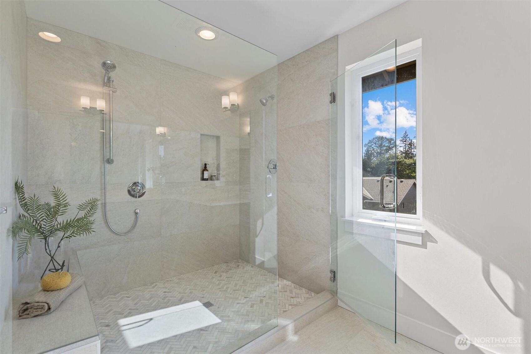 728 Covington Avenue Property Photo 24