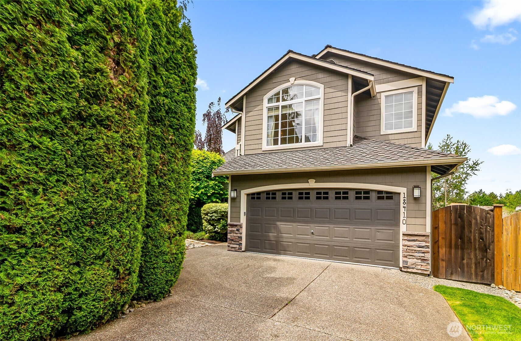 18410 11th Drive Property Photo 1