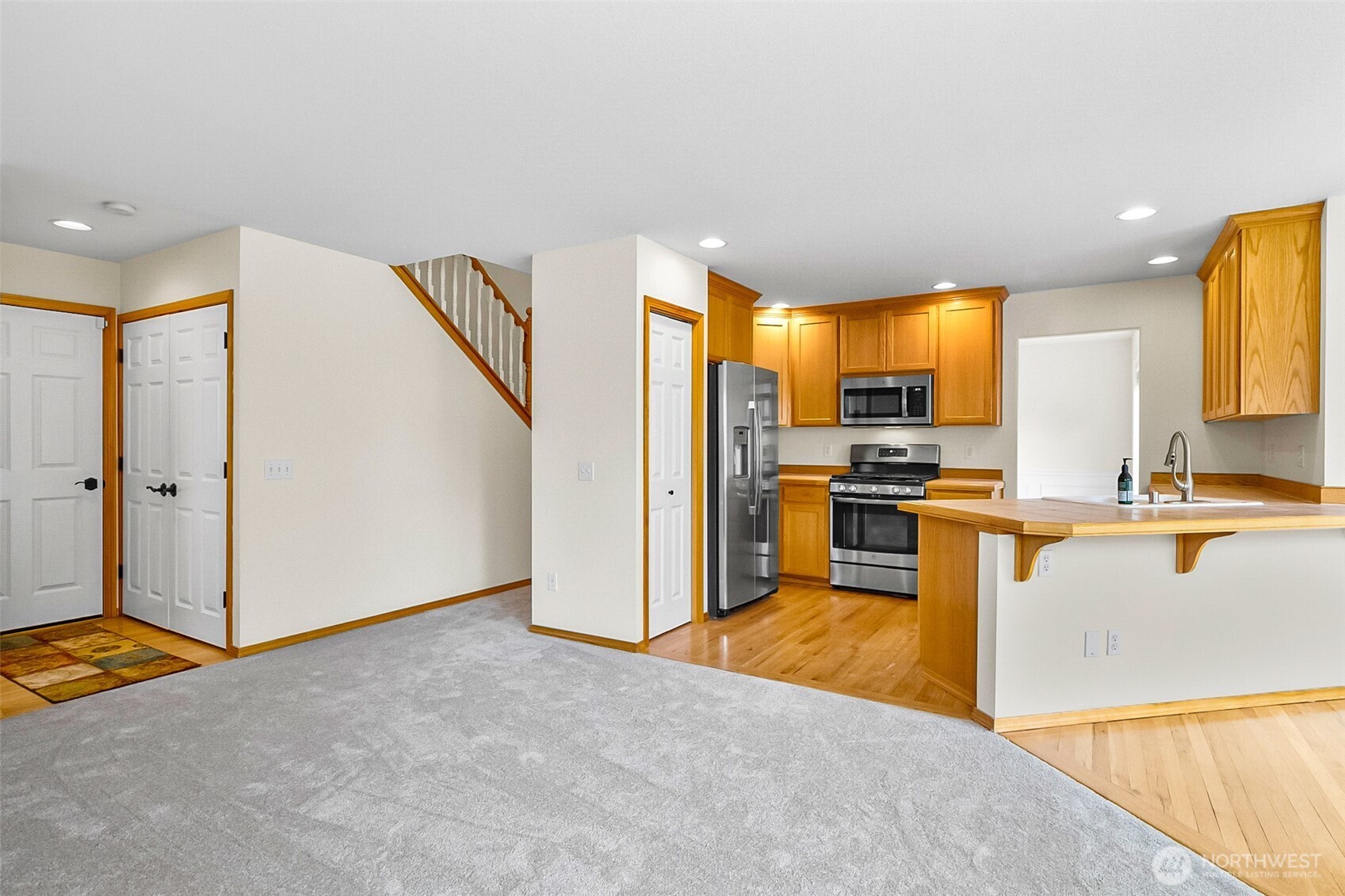 18410 11th Drive Property Photo 8