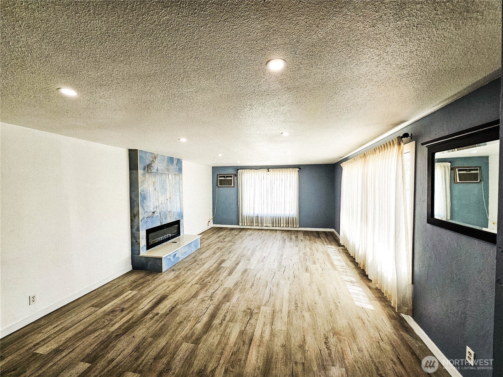 134 4th Avenue Property Photo 8