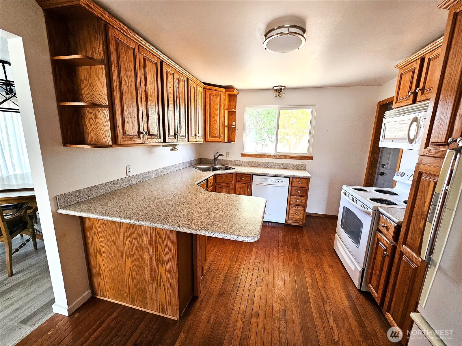 134 4th Avenue Property Photo 14