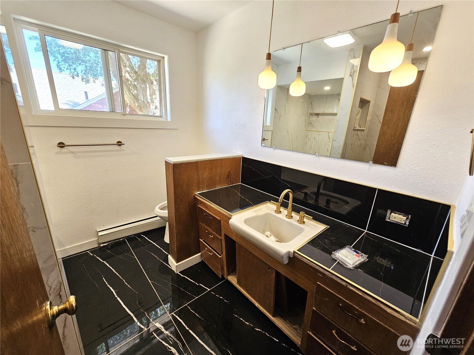 134 4th Avenue Property Photo 18