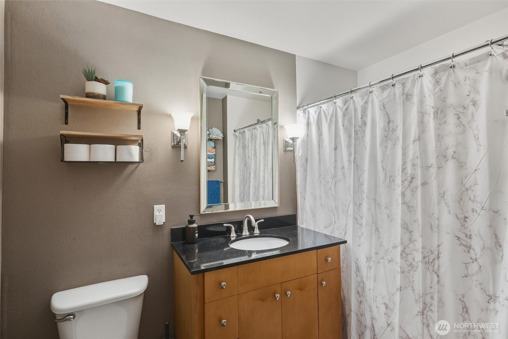 255 Bakerview B103 Property Photo 18