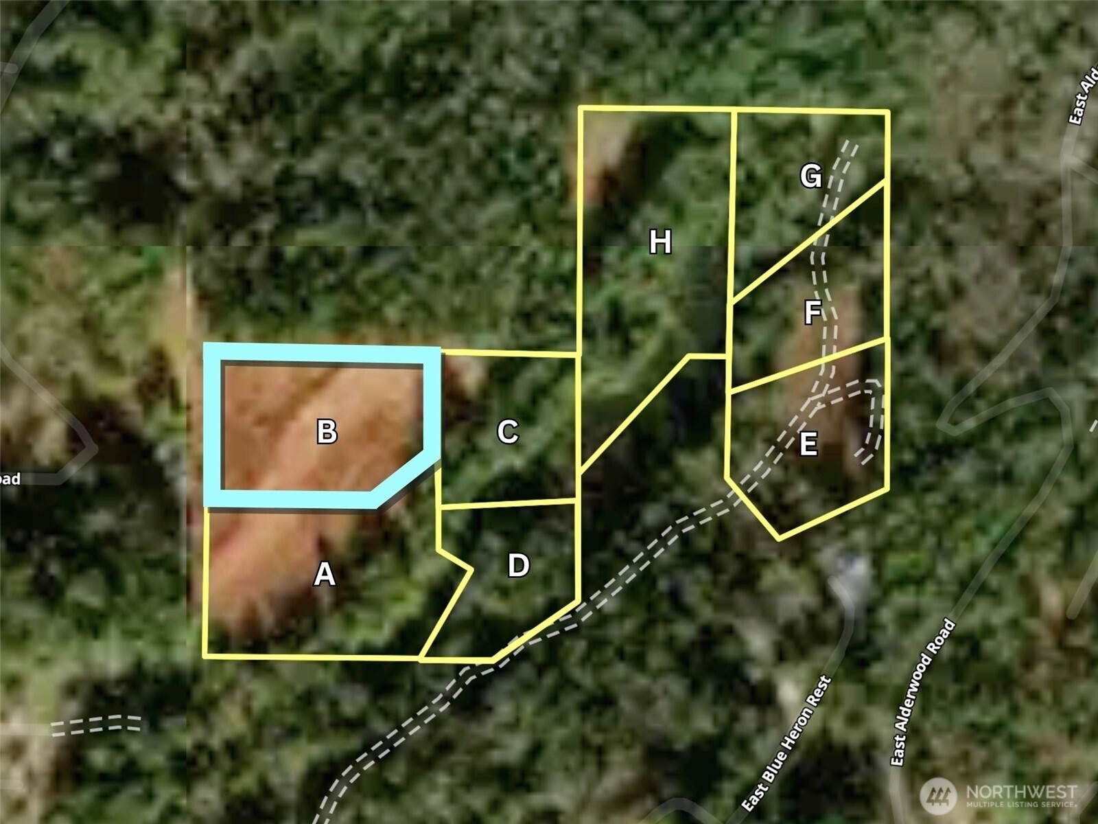 100 E Lakewood Drive Property Photo 5