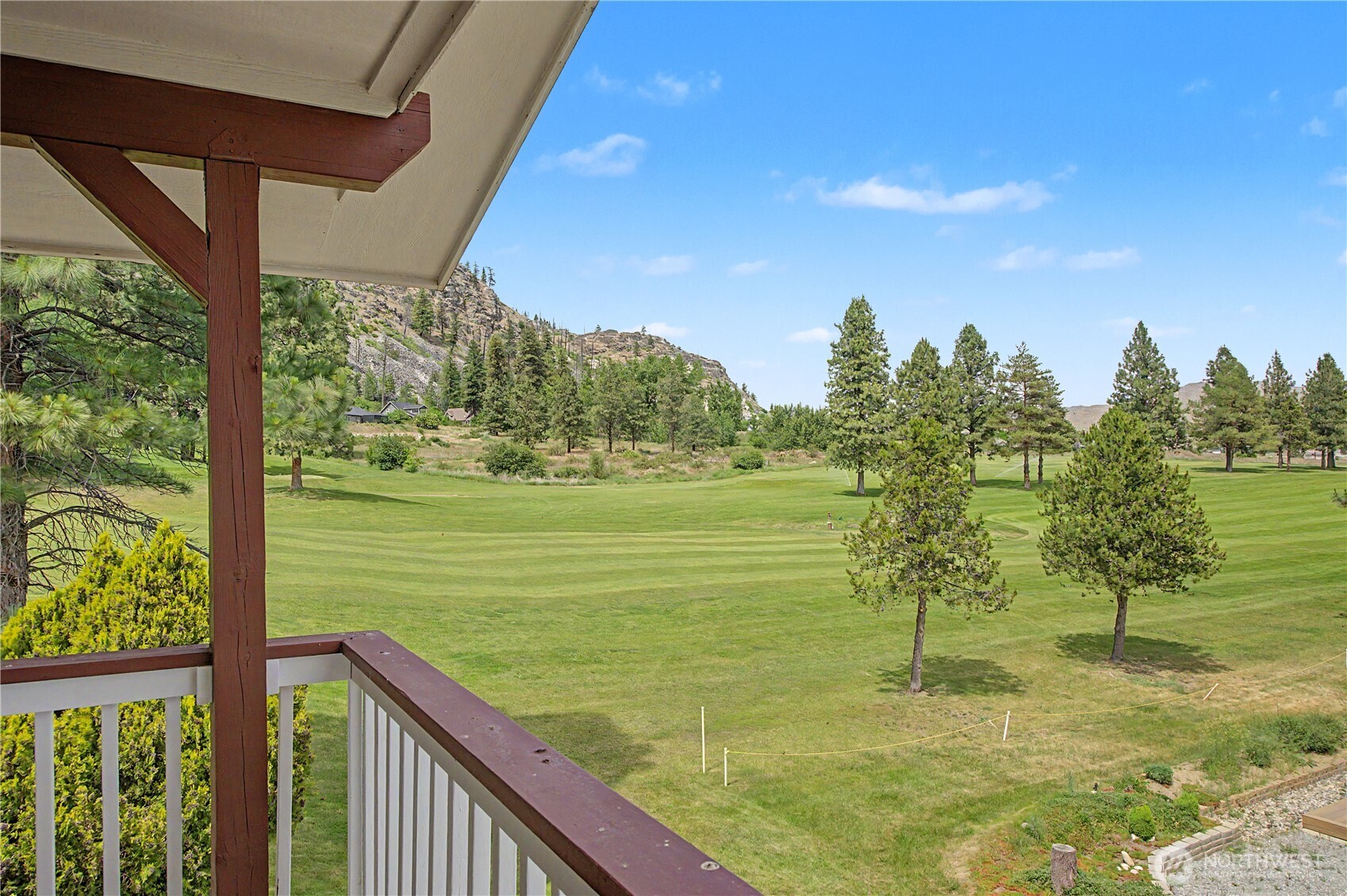 81 Golf Course Drive Property Photo 1