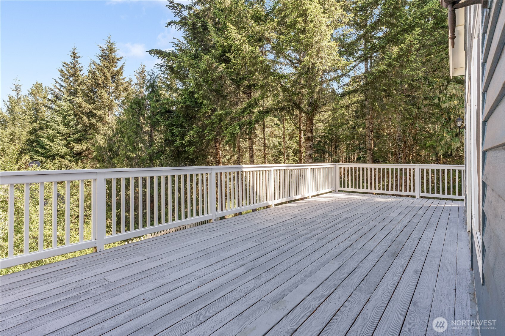 110 E Glacier Crest Road Property Photo 1