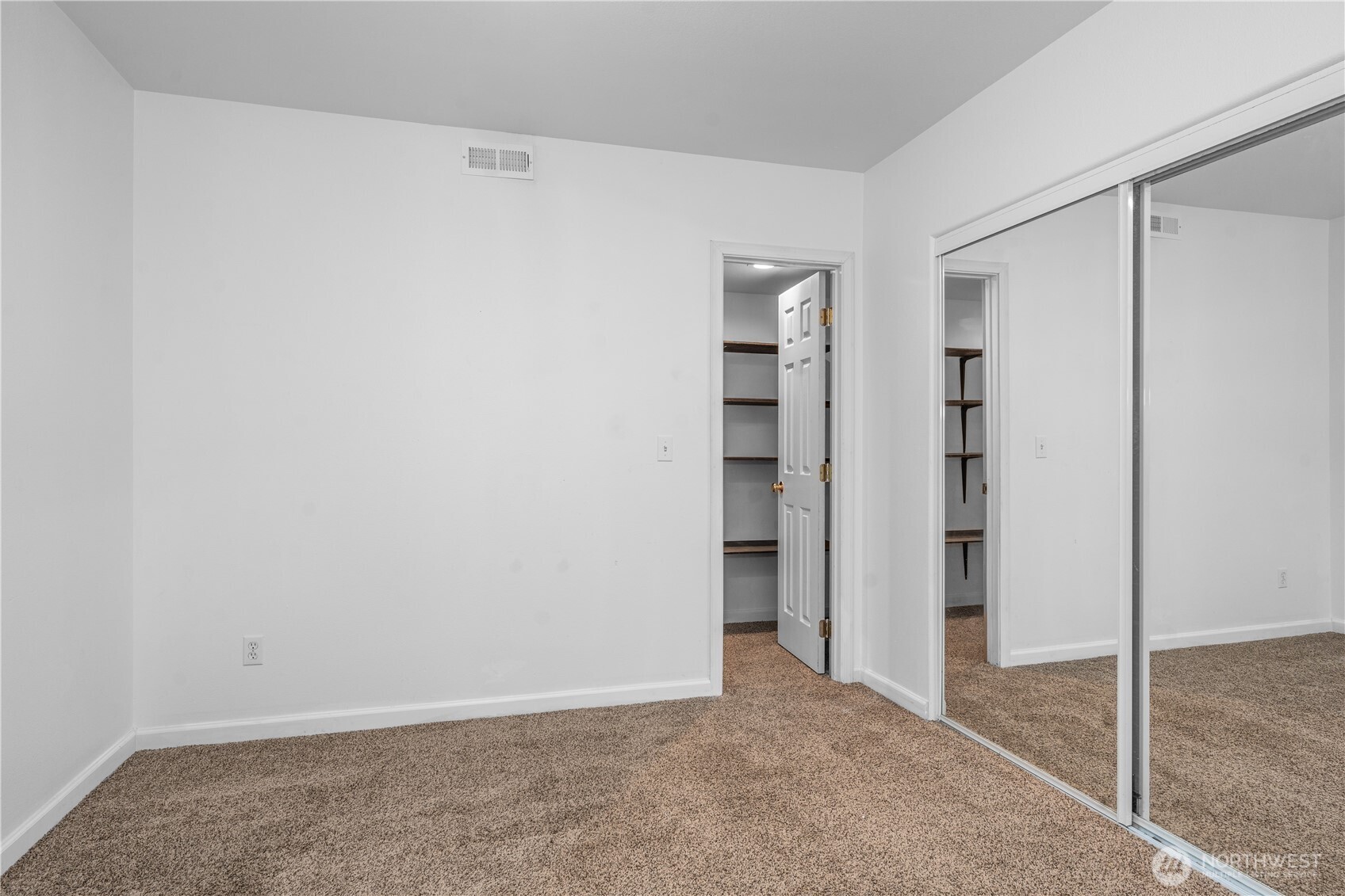 110 E Glacier Crest Road Property Photo 38