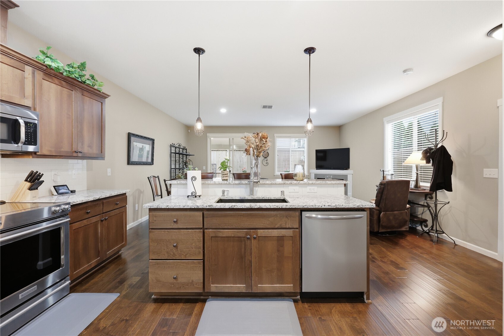 2612 Ne 130th Court Property Photo 10
