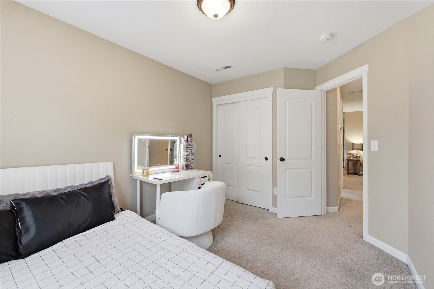 2612 Ne 130th Court Property Photo 32