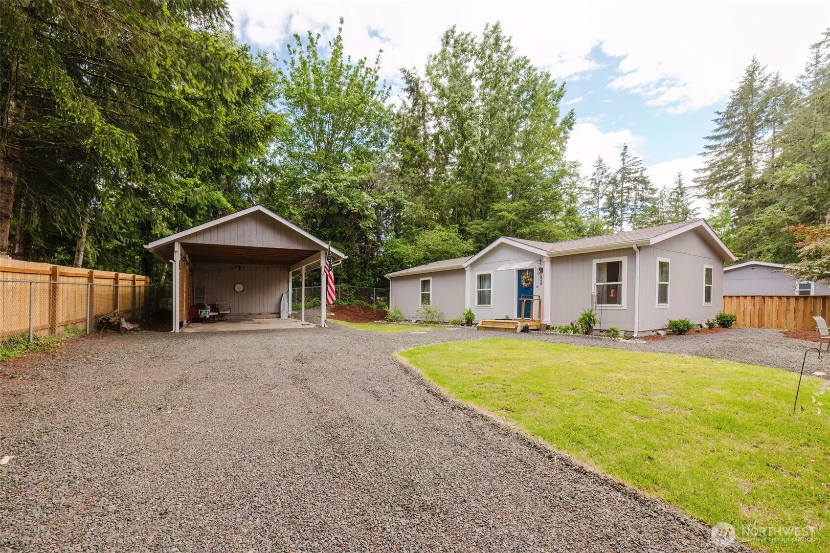 540 E Lakeshore Drive Property Photo 1