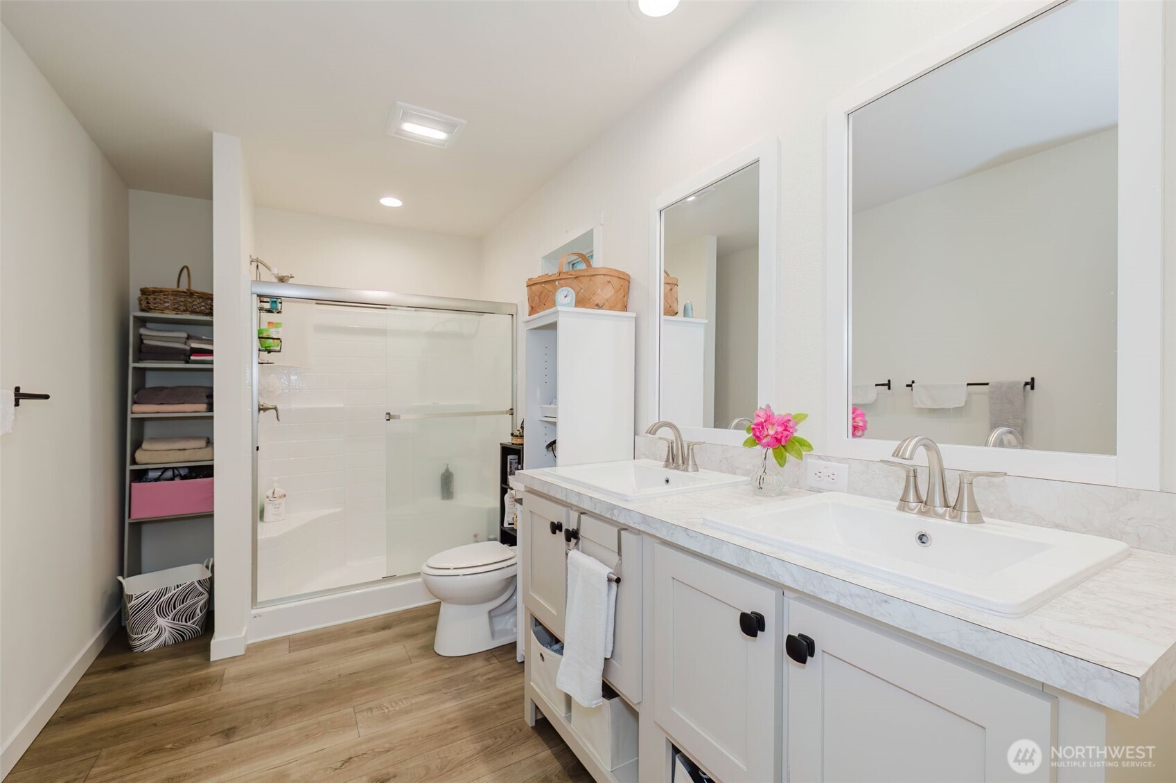 540 E Lakeshore Drive Property Photo 15