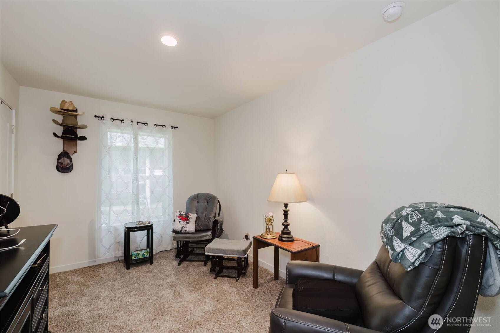 540 E Lakeshore Drive Property Photo 17