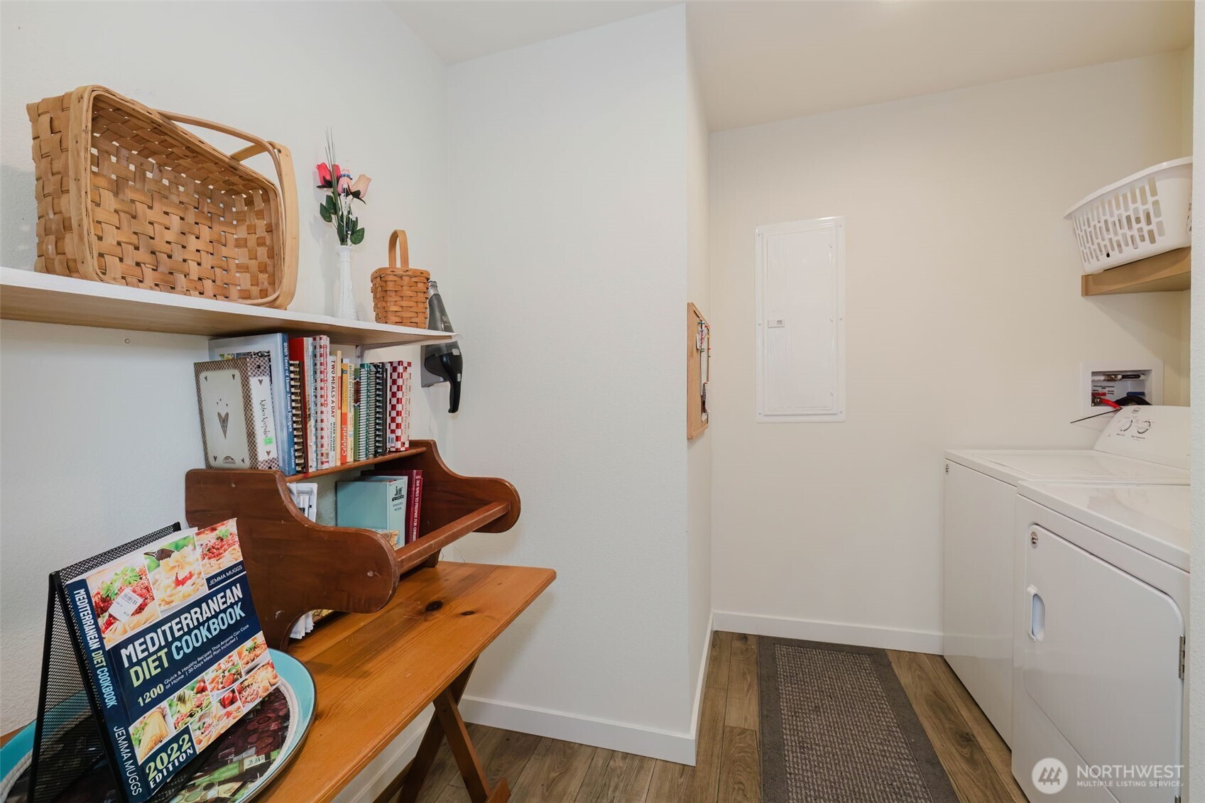 540 E Lakeshore Drive Property Photo 23